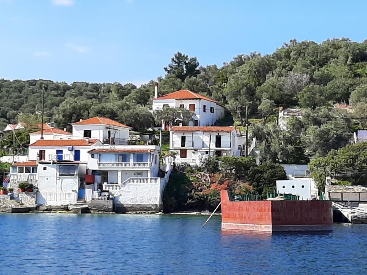Chiona΄S Apartments By The Sea Paleo Trikeri Zewnętrze zdjęcie